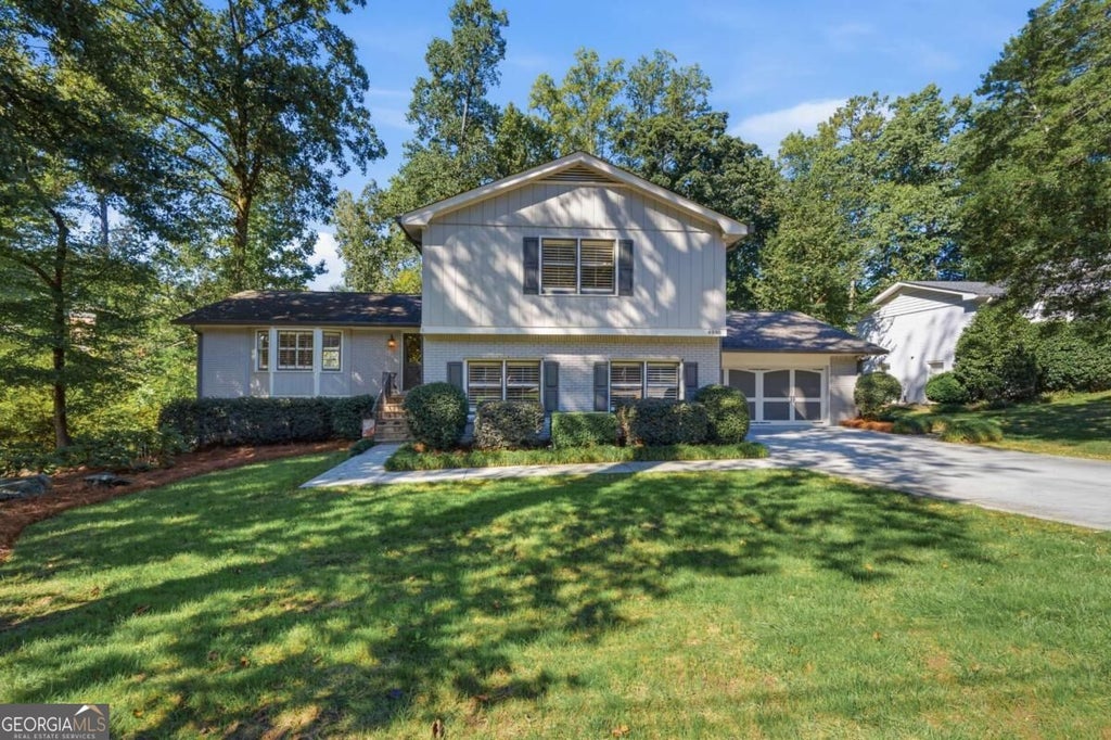 Photo of 4946 Village Creek Drive, Dunwoody, GA 30338 (MLS # 10870662)