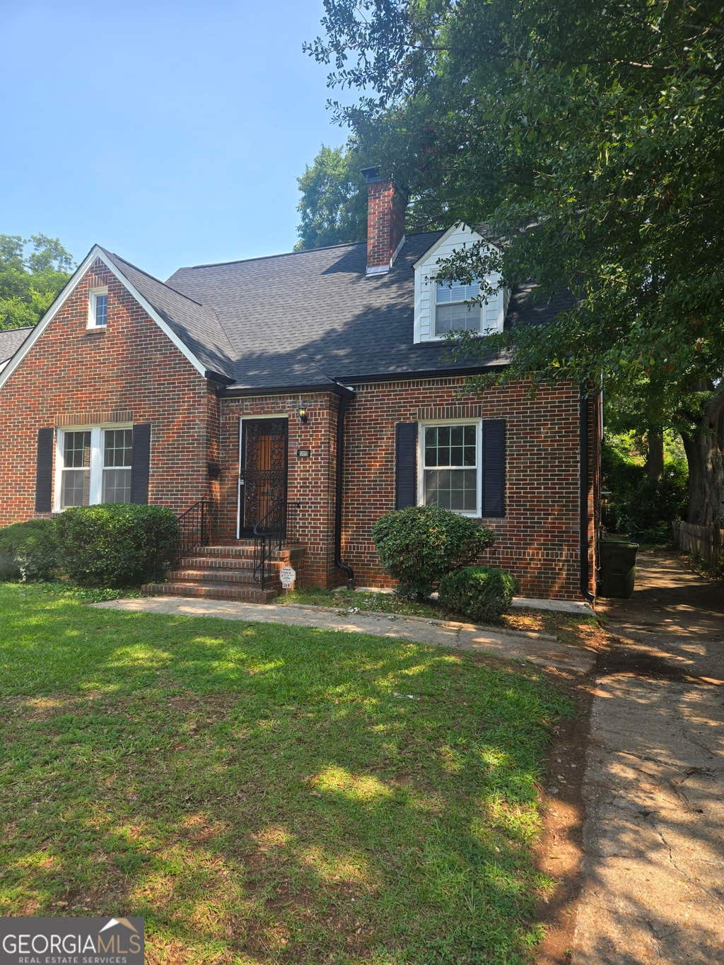 Photo of 509 Shannon Drive SW, Atlanta, GA 30310 (MLS # 10813042)