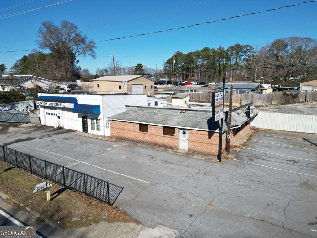 Photo of 5512 Jonesboro Road, Morrow, GA 30260 (MLS # 10687986)