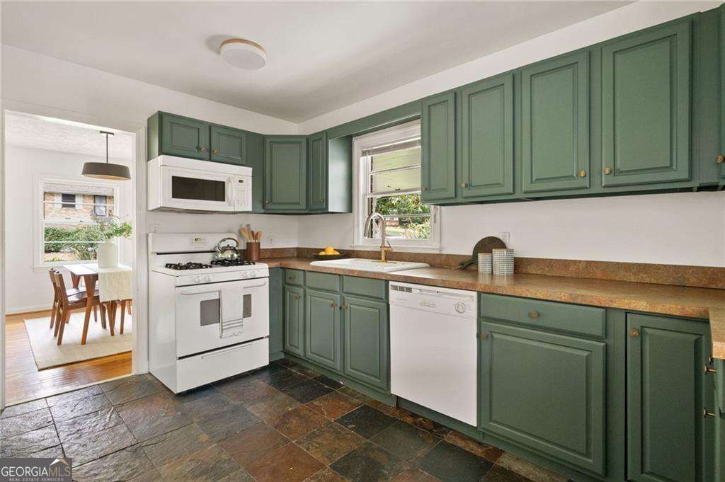Midway Woods - Residential
