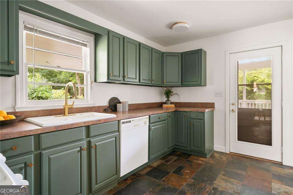 Midway Woods - Residential