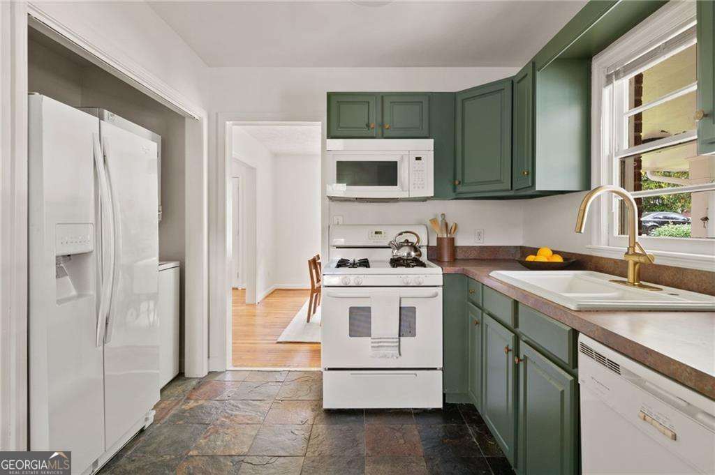 Midway Woods - Residential