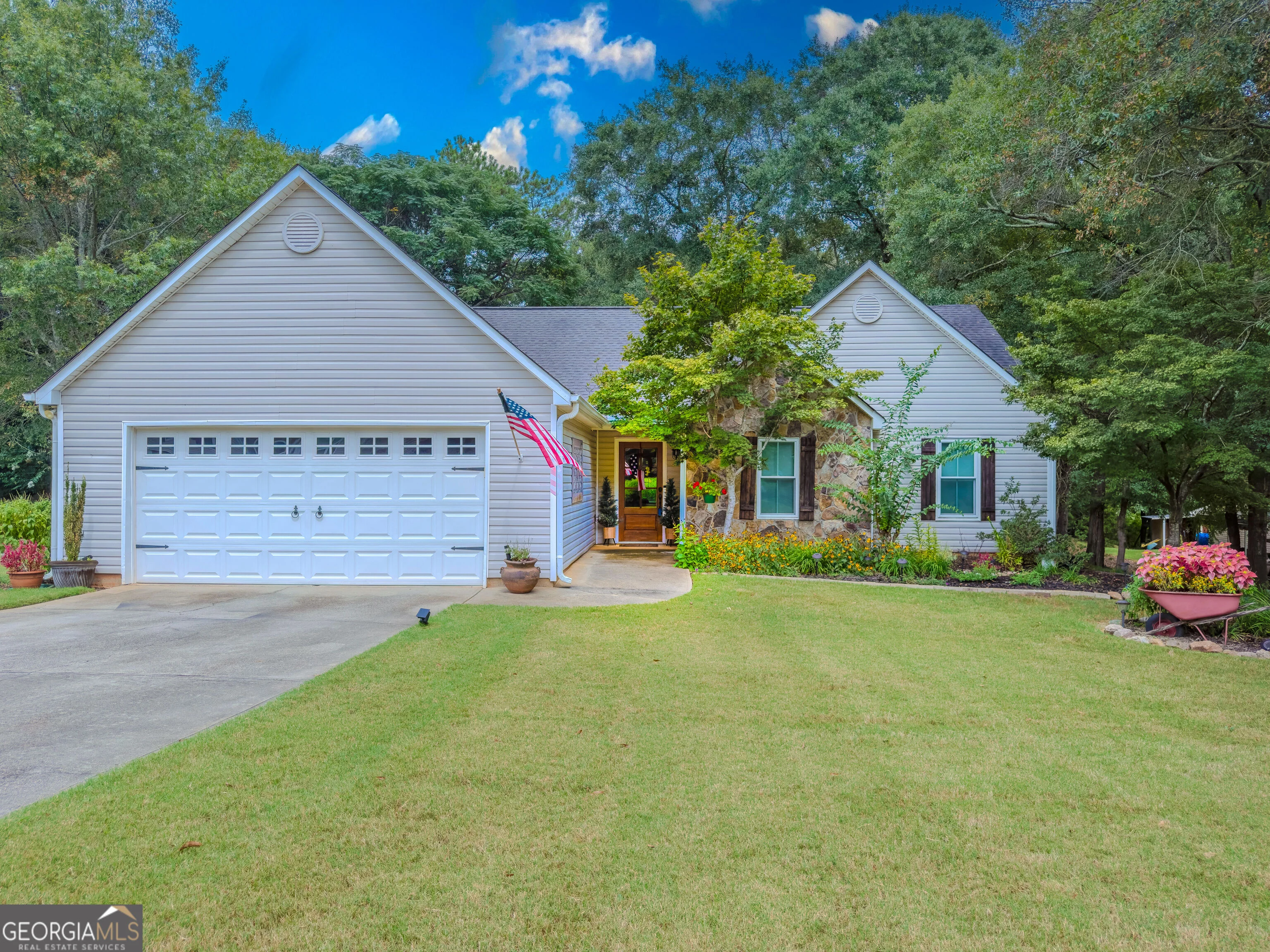 1505 Nunnally Way
