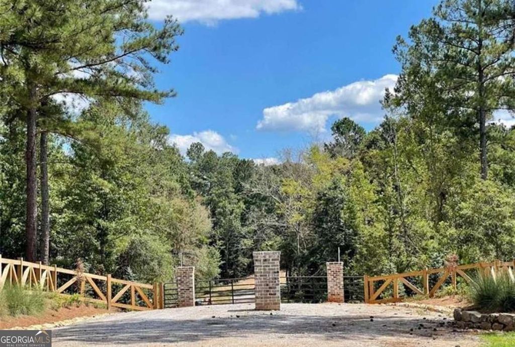 Photo of 690 Harmony Gates Drive, Commerce, GA 30530 (MLS # 10699255)