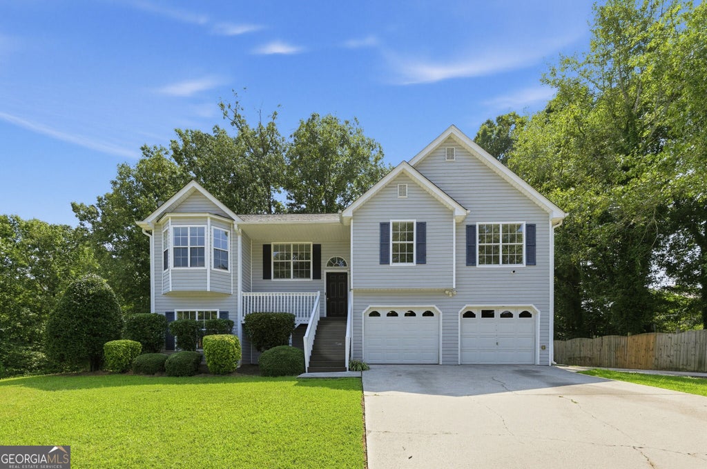 Photo of 44 Paradise Drive, Douglasville, GA 30134 (MLS # 10850711)