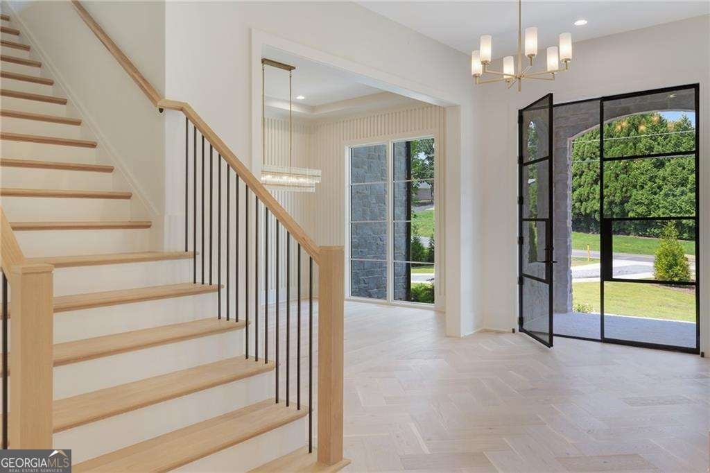 290 Christopher Robin RD