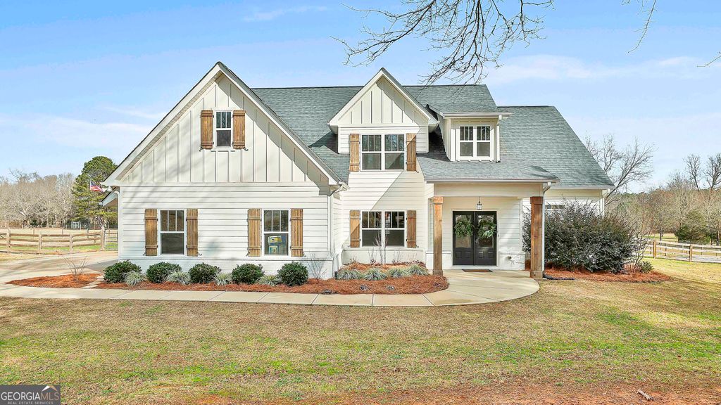 Photo of 393 Chapman Road, Zebulon, GA 30295 (MLS # 10695345)