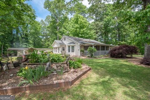 A home in Newnan