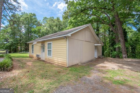 A home in Newnan