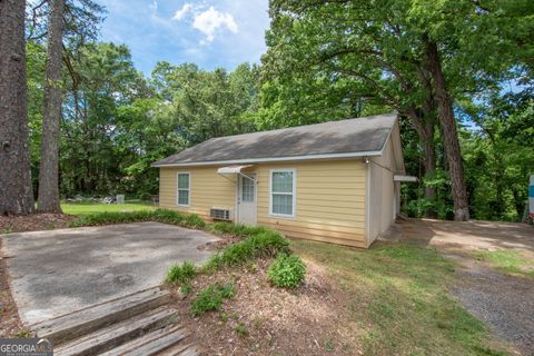 A home in Newnan