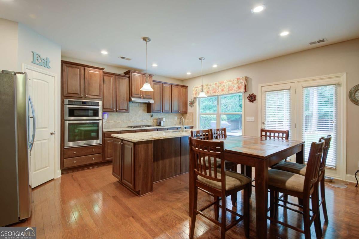 5731 Islington DR