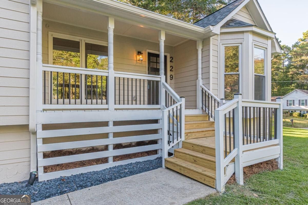 229 Oak Landing