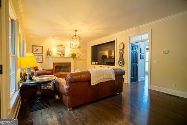 24 Saint Ives LN