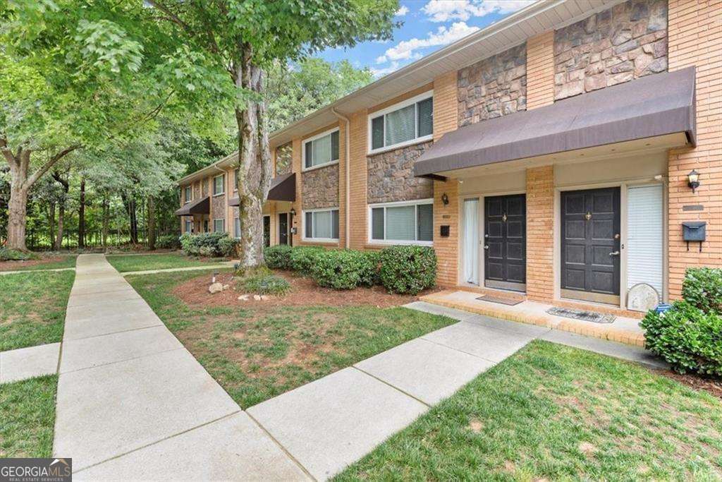 100 Biscayne DR NW C5