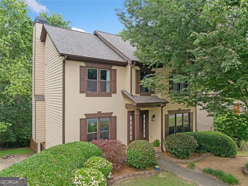 404 PINE GROVE WAY