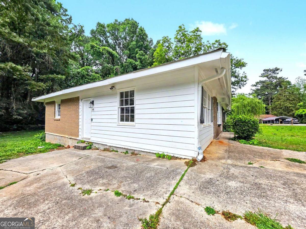 1350 Lori CT