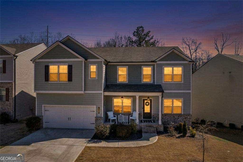 Photo of 106 Creekside Bluff Way, Auburn, GA 30011 (MLS # 10826820)