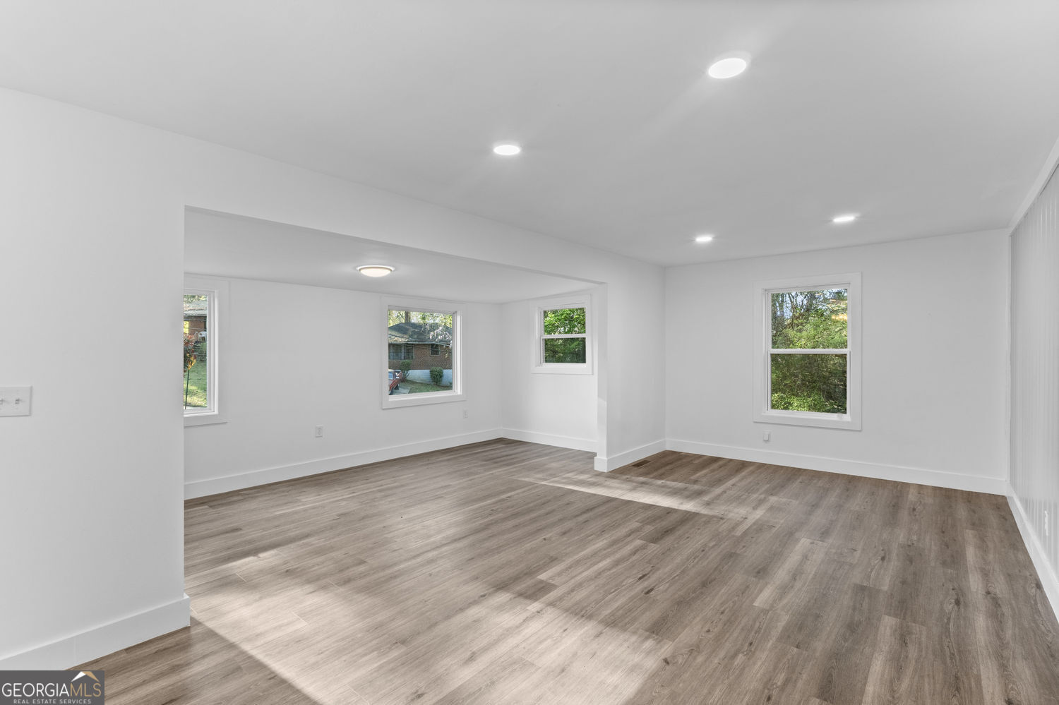 2466 SW Old Hapeville RD SW