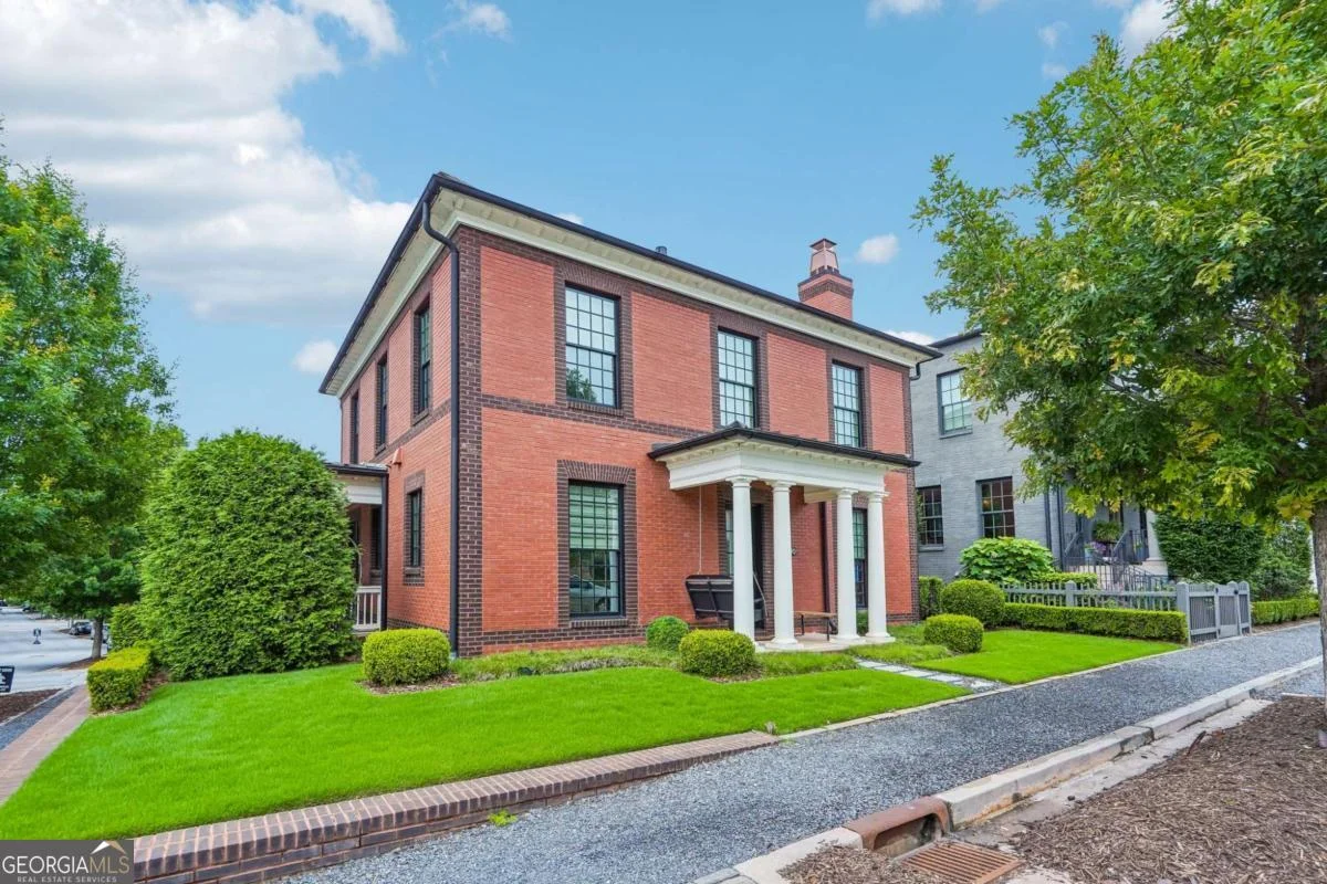 190 3rd Street