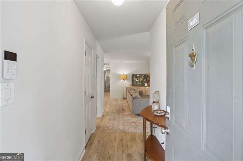 Photo of 2901 Lenox Road NE #1005, Atlanta, GA 30324 (MLS # 10840622)
