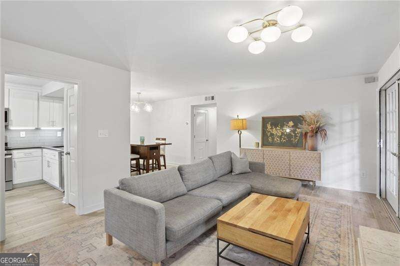 Photo of 2901 Lenox Road NE #1005, Atlanta, GA 30324 (MLS # 10840622)