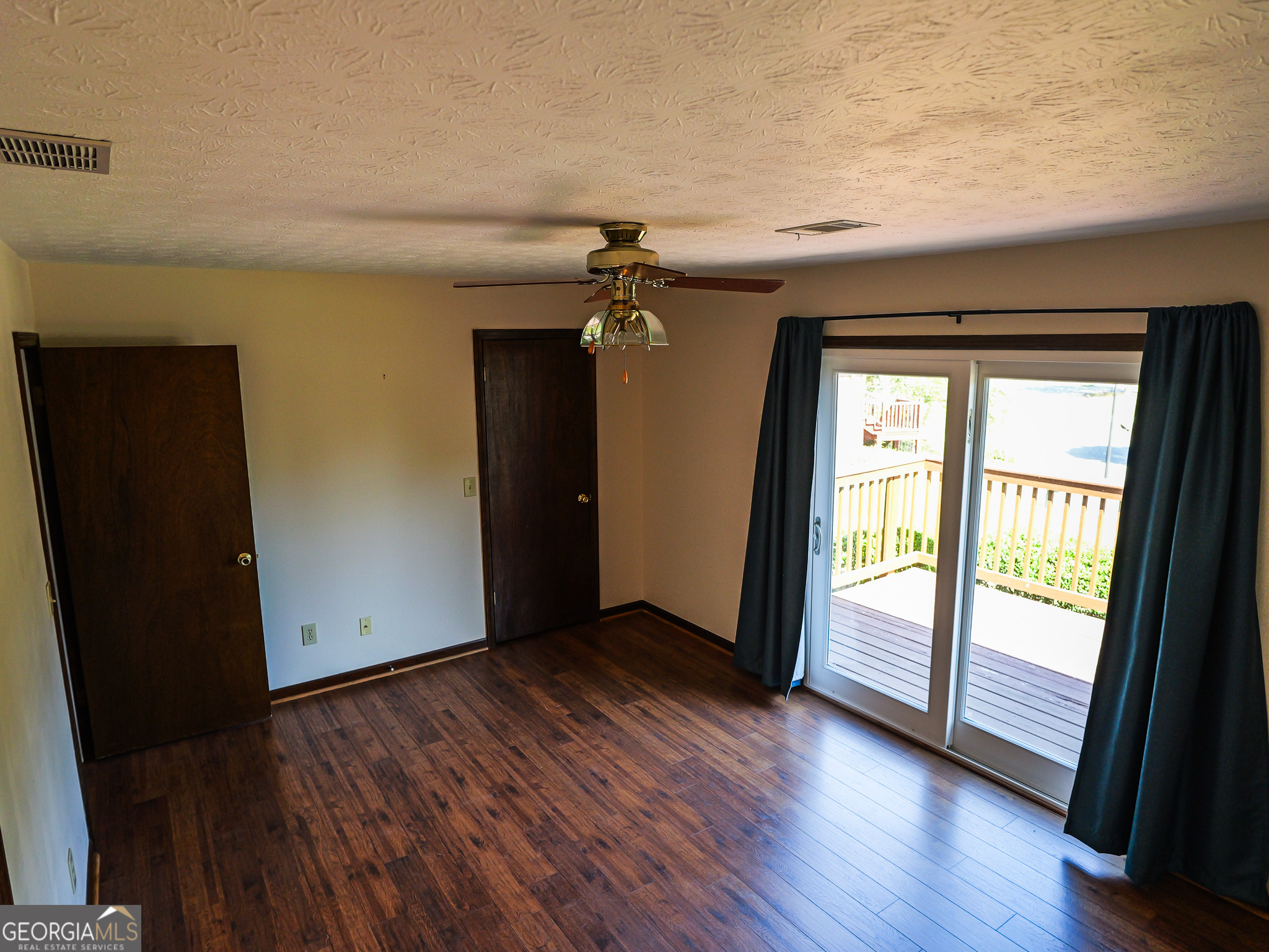 Lamplighter Square - Residential