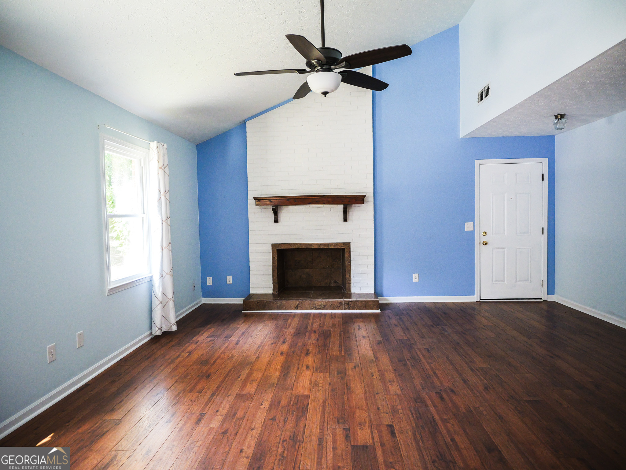 Lamplighter Square - Residential