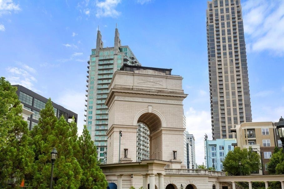Twelve Atlantic Station - Residential