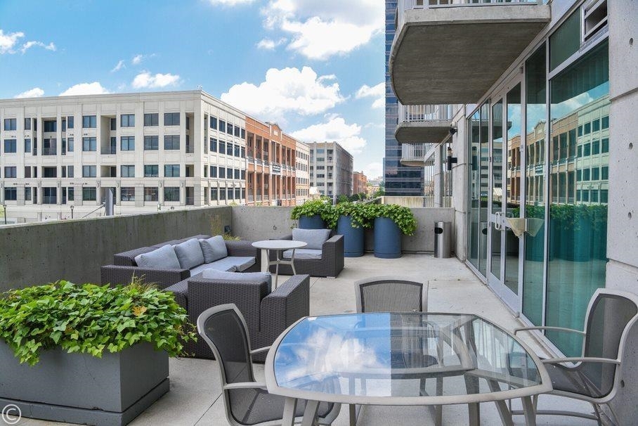 Twelve Atlantic Station - Residential
