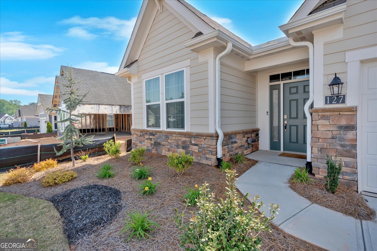 127 Laurel Farms LN