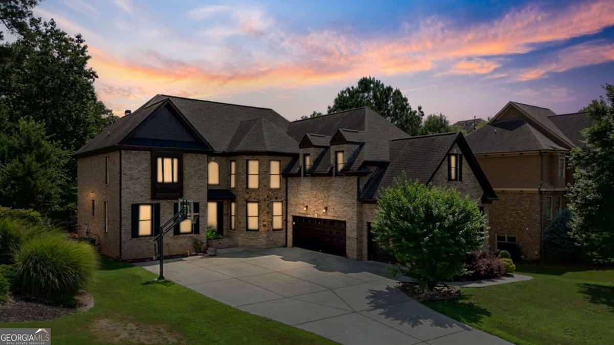 585 Settles Brook CT