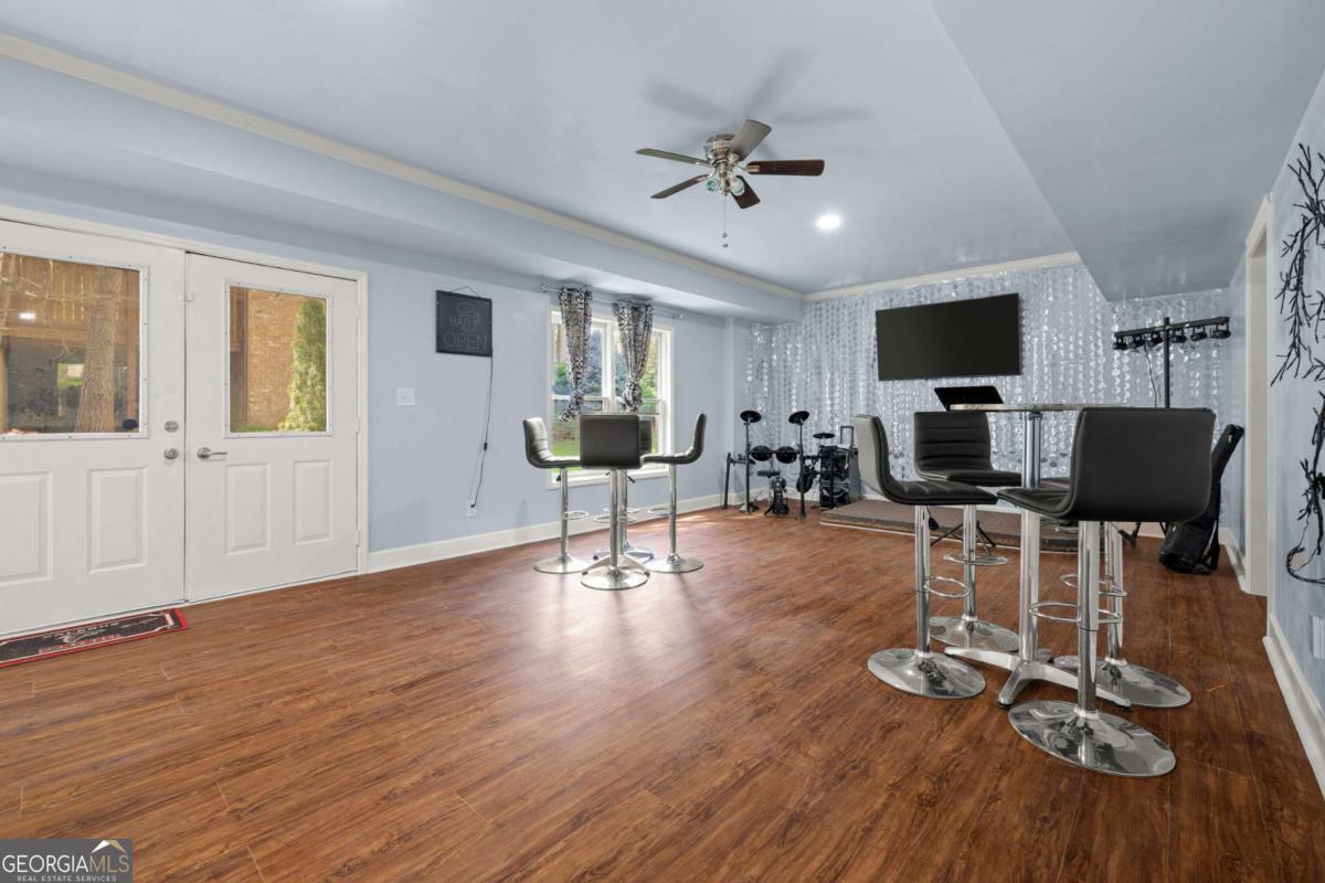 Settles Brook - Residential