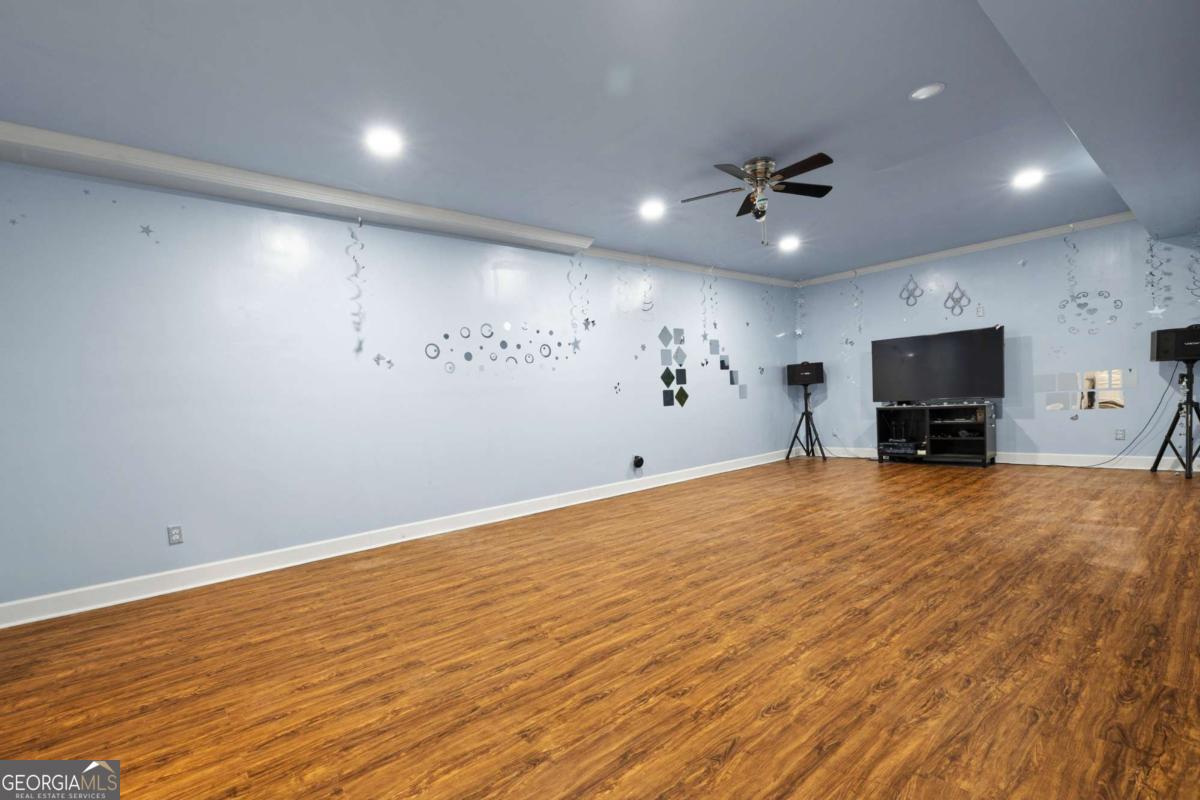 Settles Brook - Residential