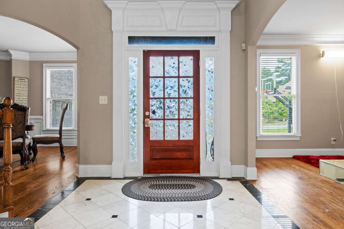 585 Settles Brook CT