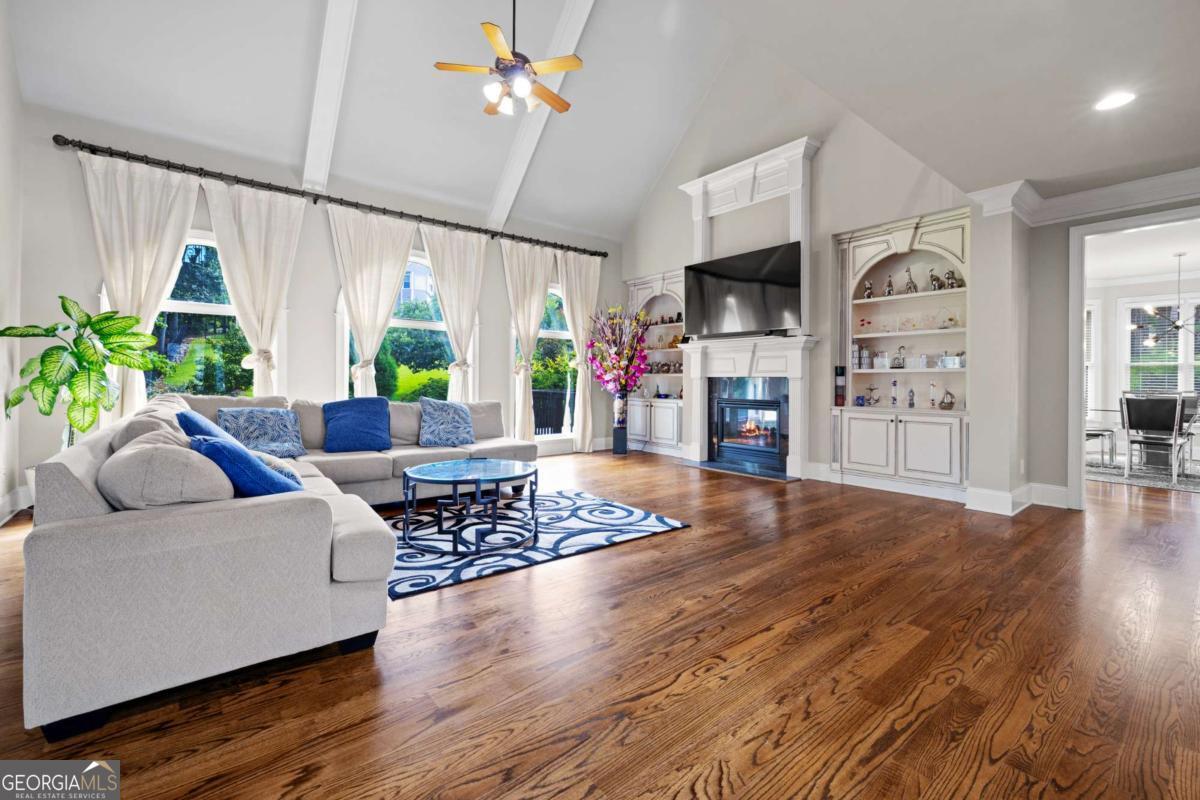 Settles Brook - Residential