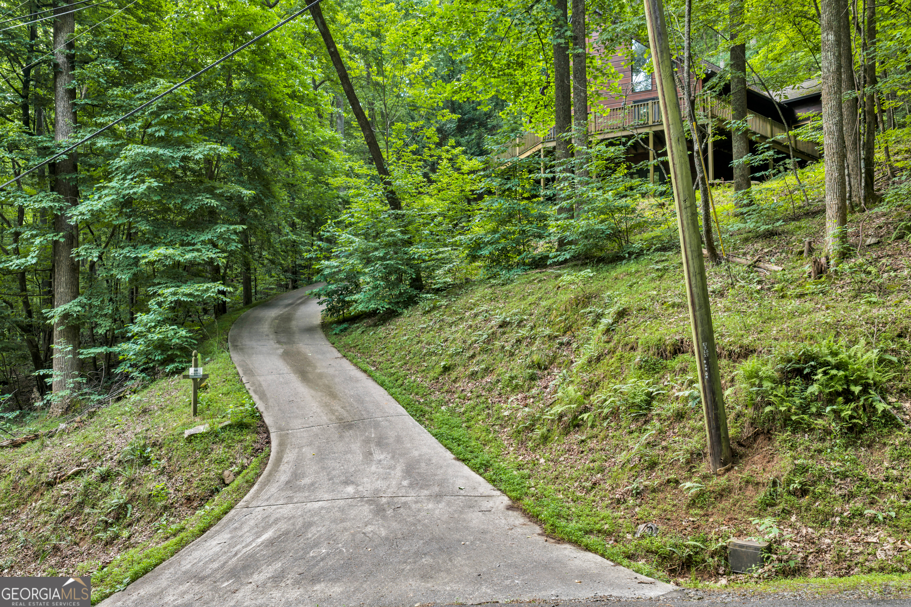 549 Sleepy Hollow RD