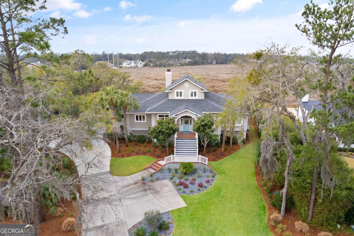 813 Hamilton Landing DR