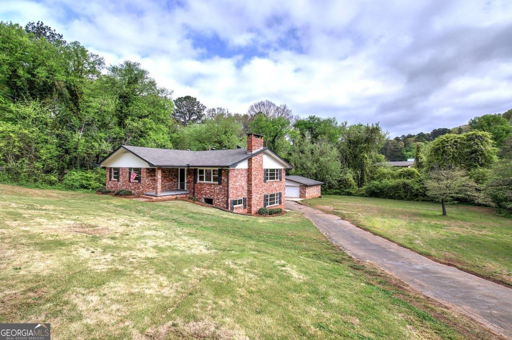 Photo of 106 Sunset Drive SE, Lindale, GA 30147 (MLS # 10725166)