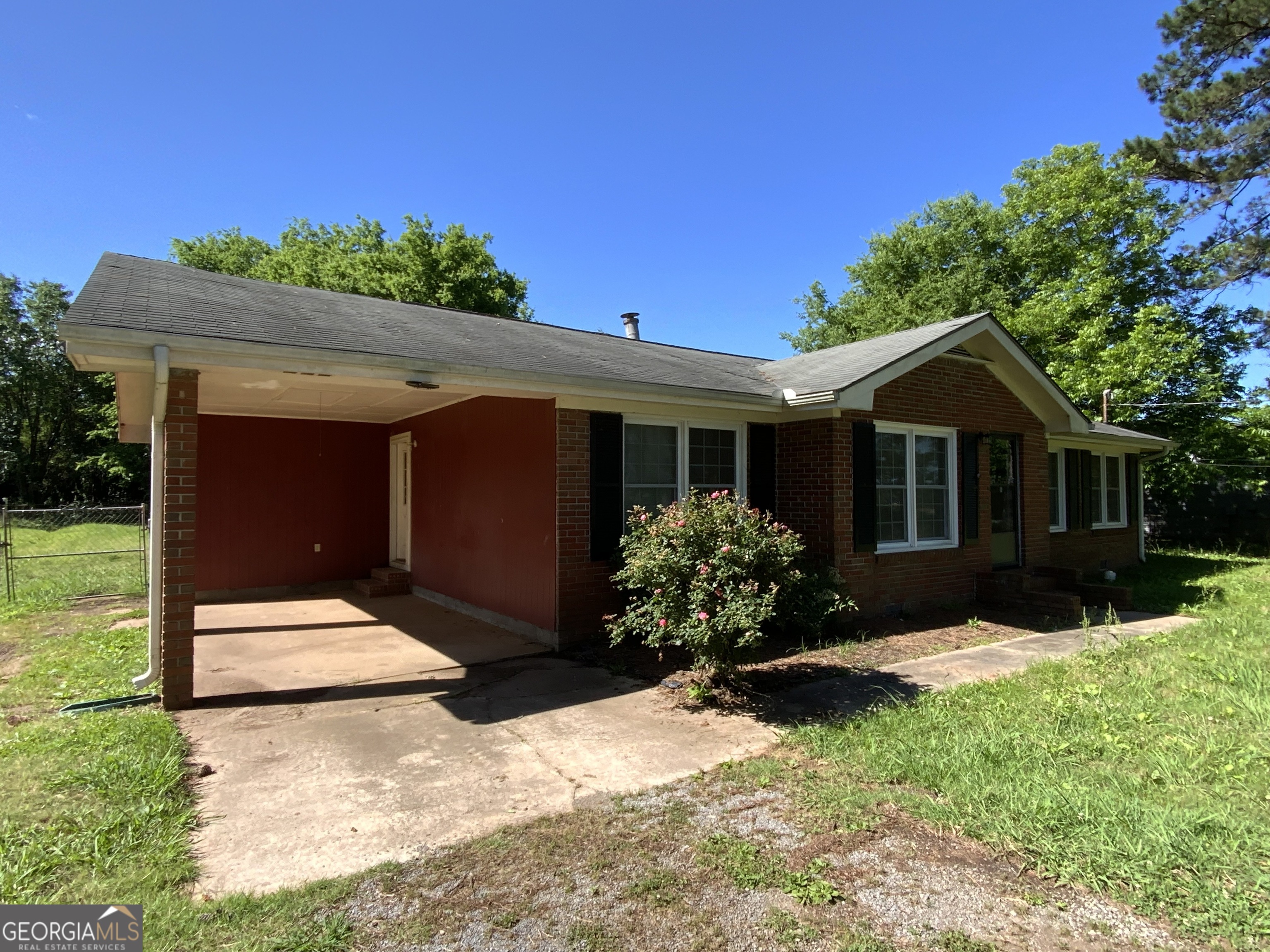 995 Gadsden RD SW
