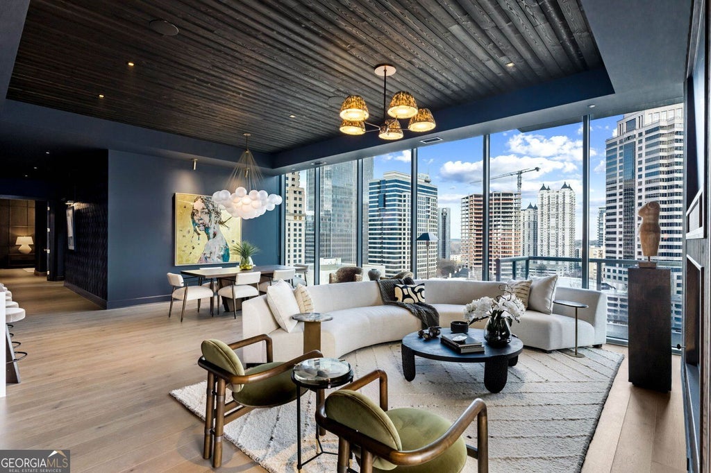 Photo of 40 12th Street NE #1405, Atlanta, GA 30309 (MLS # 10846611)