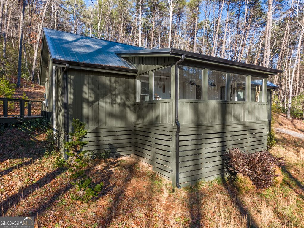 Photo of 121 Waterfalls Way, Clarkesville, GA 30523 (MLS # 10654440)