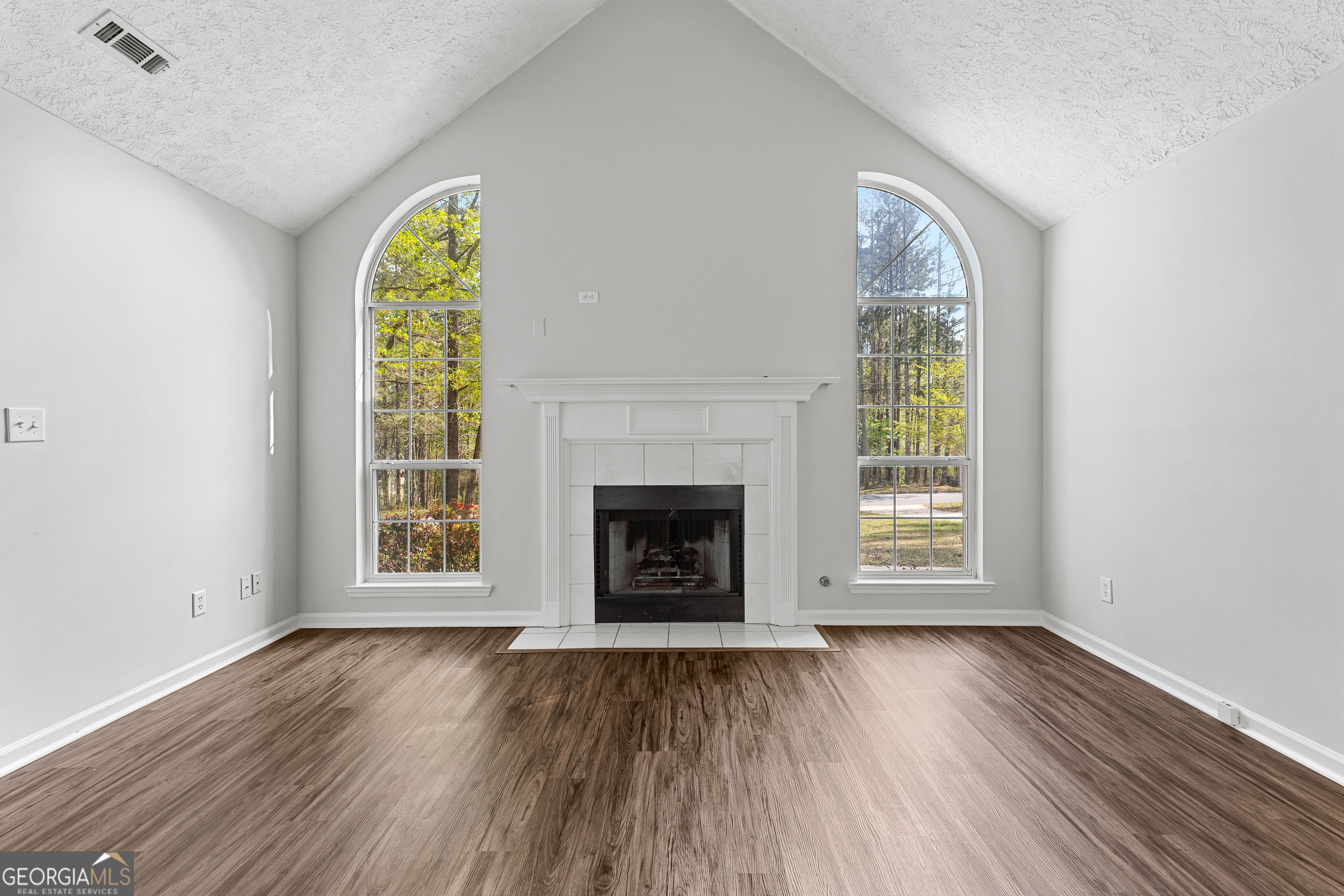 Sharpsburg, Georgia 30277, United States, 3 Bedrooms Bedrooms, ,2 BathroomsBathrooms,Residential,Active,102974