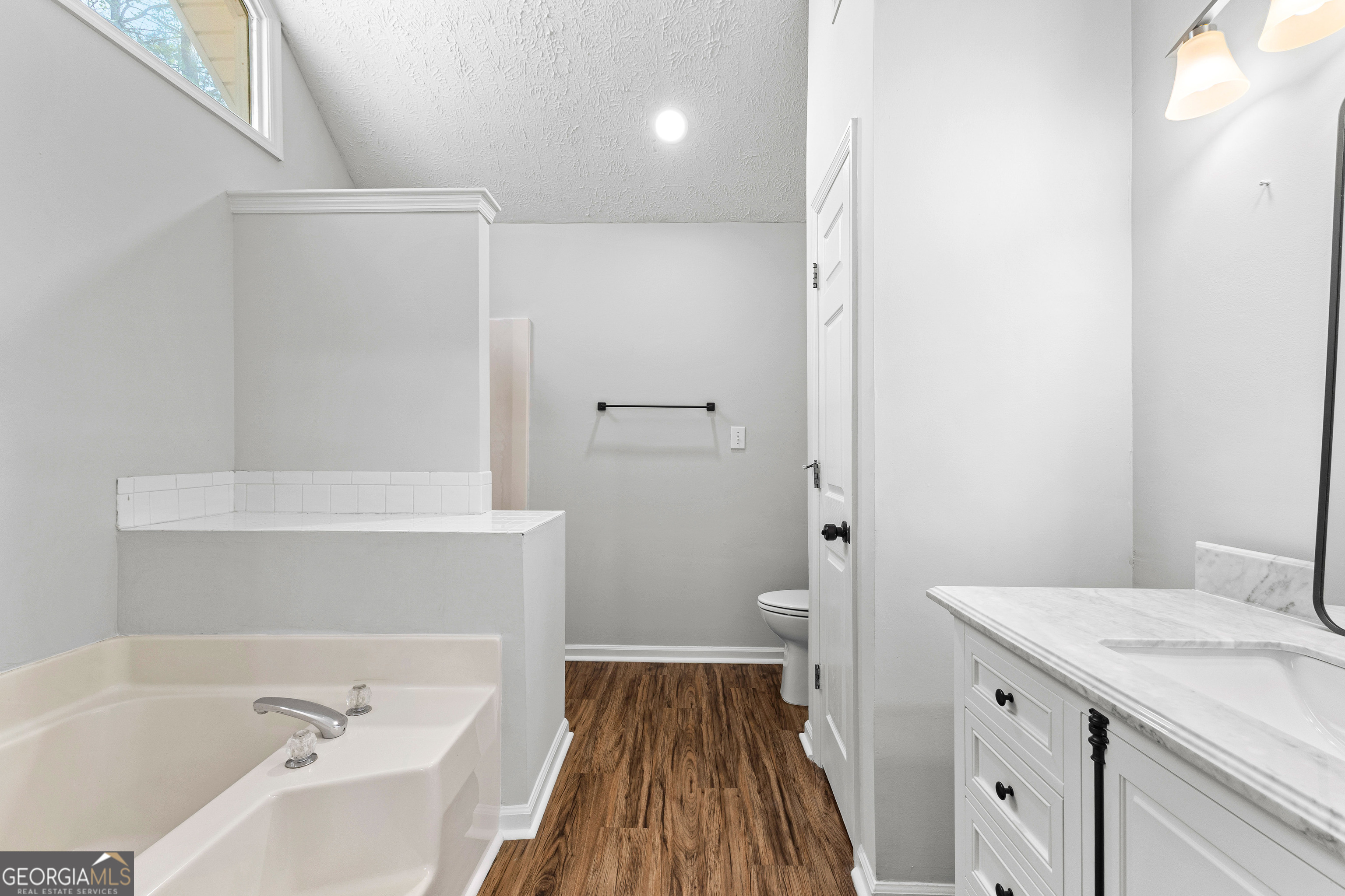 Sharpsburg, Georgia 30277, United States, 3 Bedrooms Bedrooms, ,2 BathroomsBathrooms,Residential,Active,102974