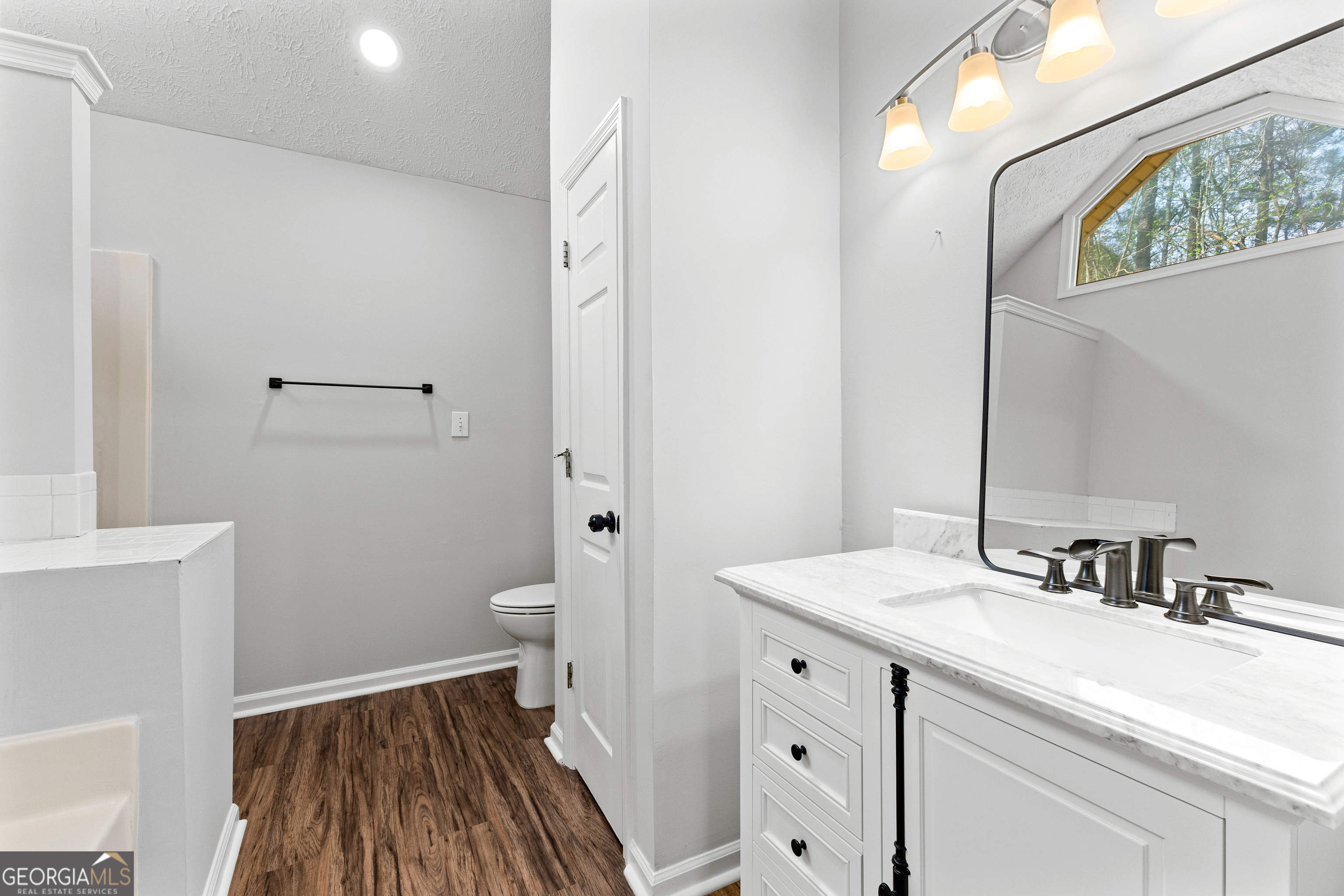 Sharpsburg, Georgia 30277, United States, 3 Bedrooms Bedrooms, ,2 BathroomsBathrooms,Residential,Active,102974