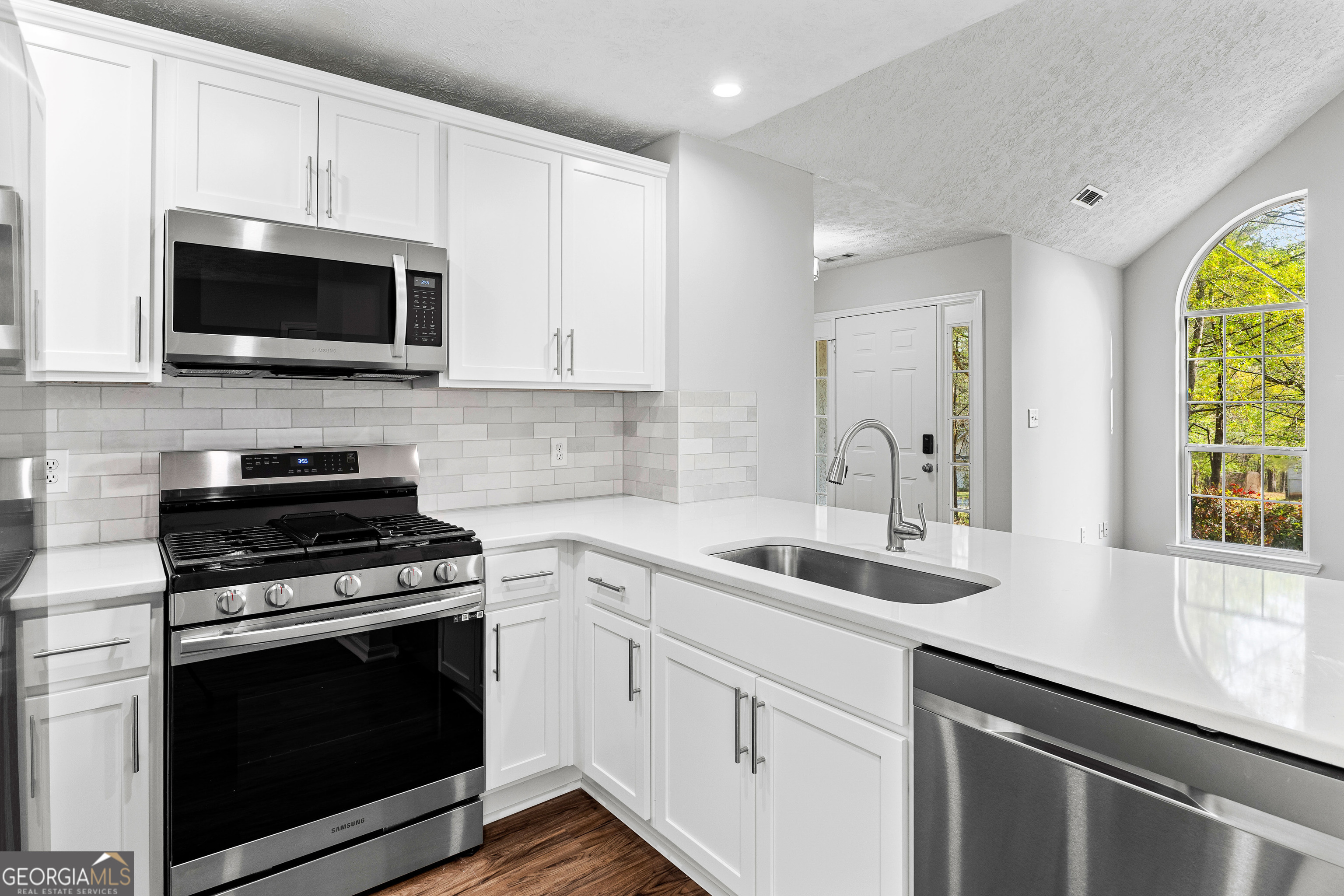 Sharpsburg, Georgia 30277, United States, 3 Bedrooms Bedrooms, ,2 BathroomsBathrooms,Residential,Active,102974