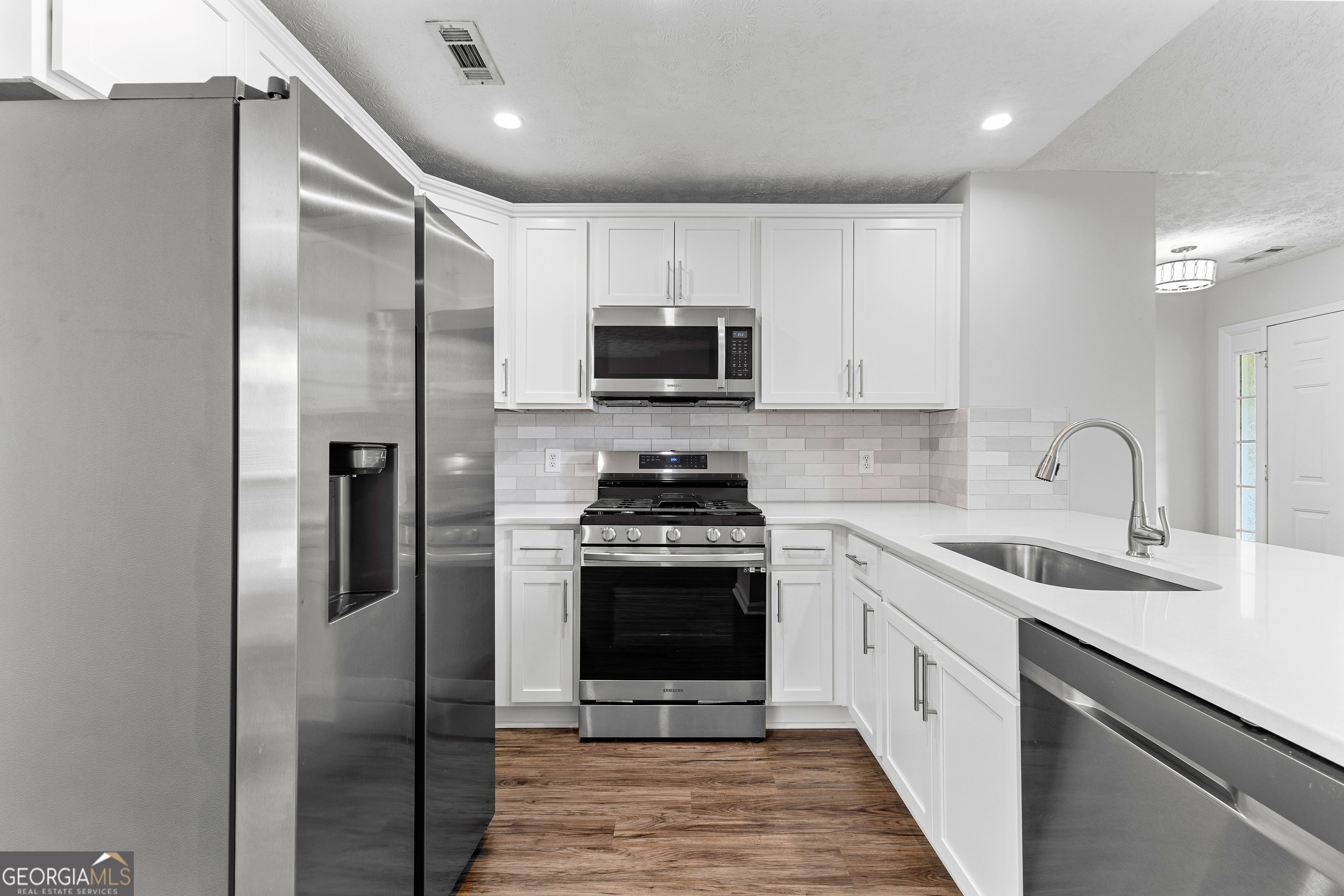 Sharpsburg, Georgia 30277, United States, 3 Bedrooms Bedrooms, ,2 BathroomsBathrooms,Residential,Active,102974