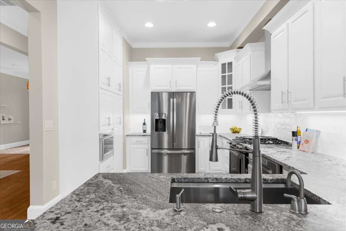 Academy Park - Residential