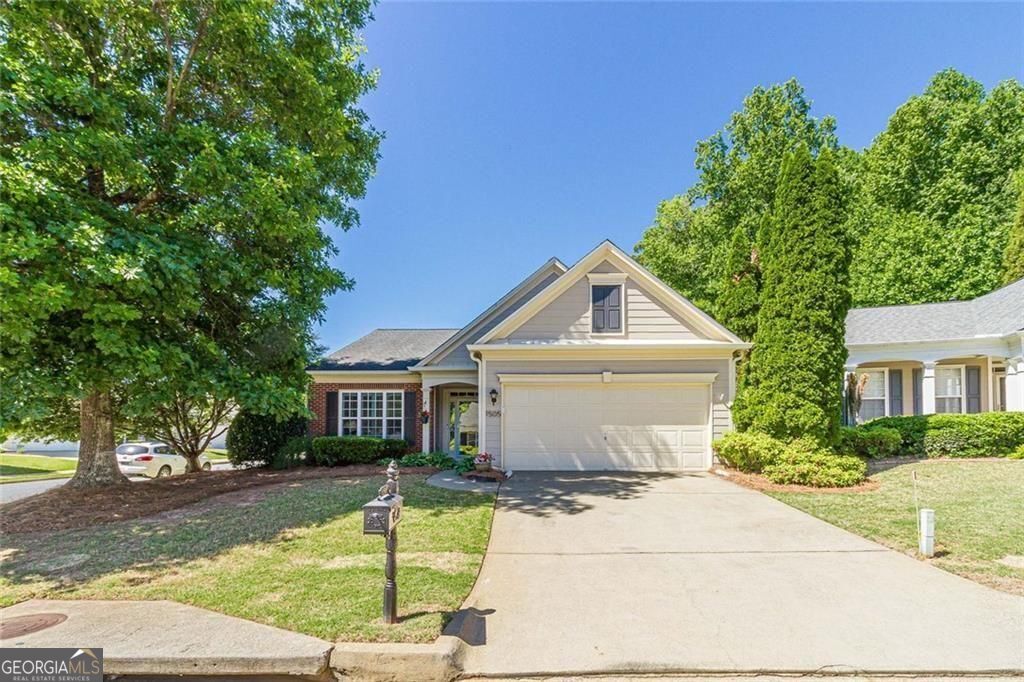 1505 Cloverleaf PL