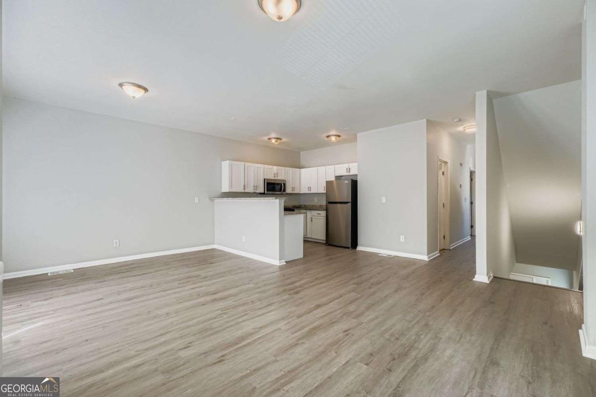 4301 Notting Hill DR SW