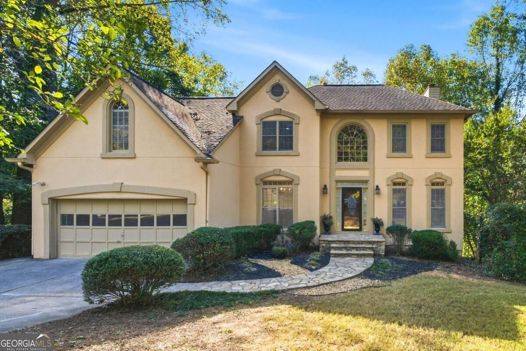 Photo of 437 Connemara Crossing, Lawrenceville, GA 30044 (MLS # 10876816)